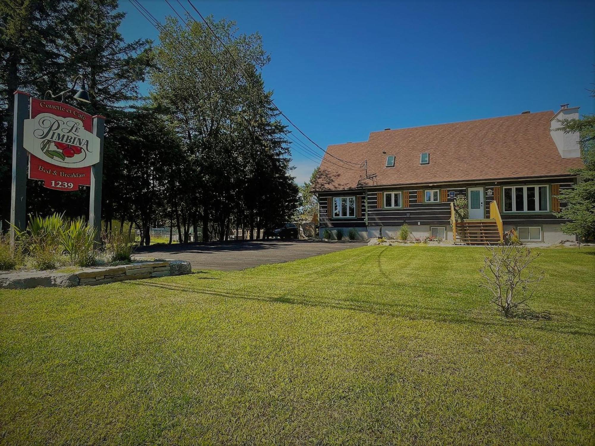 Le Pimbina Bed and Breakfast Mont-Tremblant Buitenkant foto