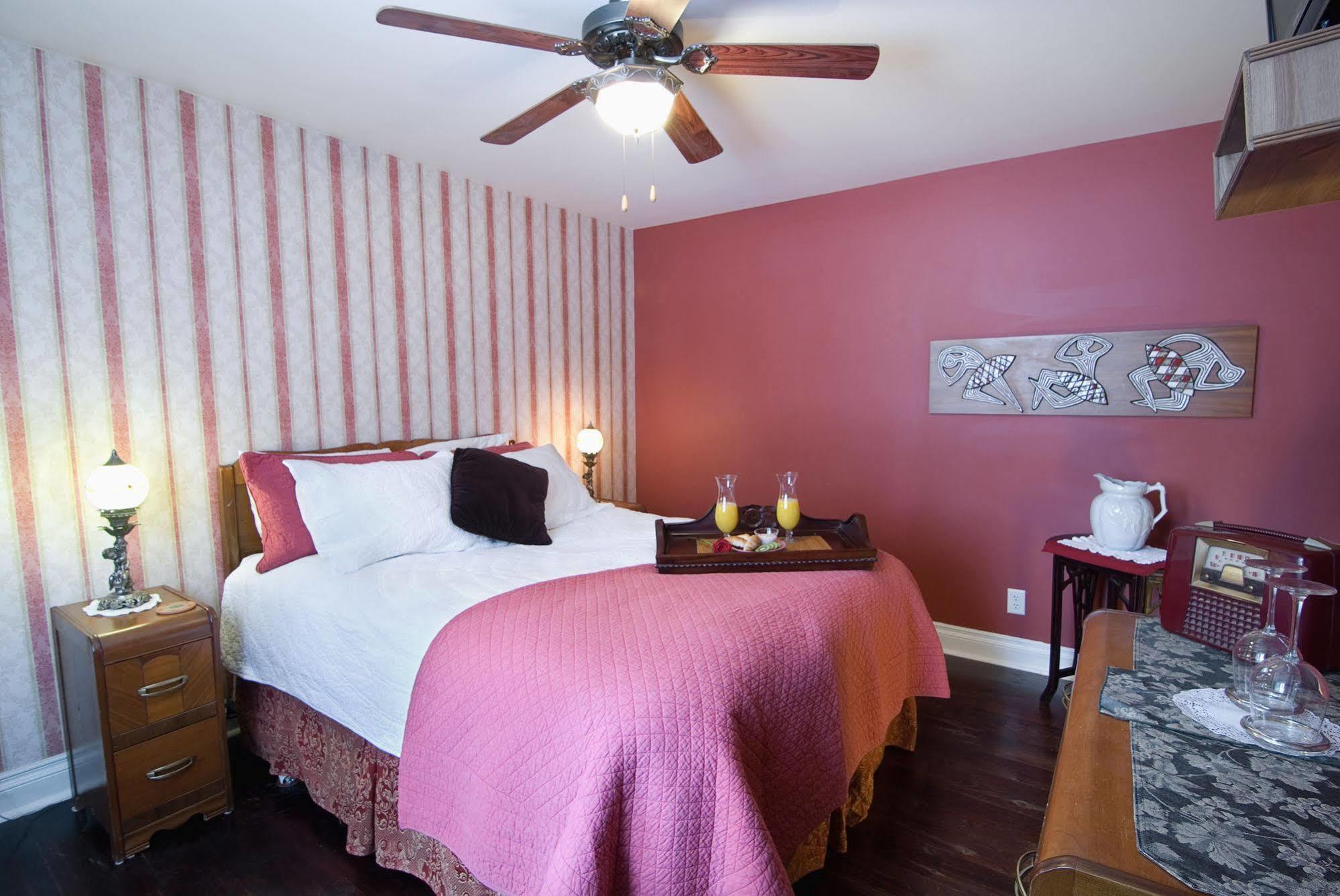 Le Pimbina Bed and Breakfast Mont-Tremblant Buitenkant foto